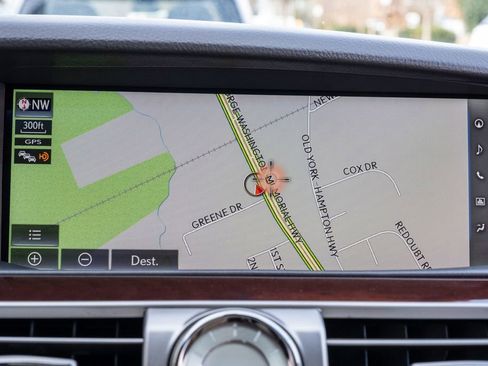 Used 2017 Lexus LS 460 image 19