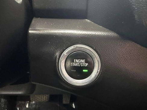 Used 2020 GMC Terrain SLE image 31