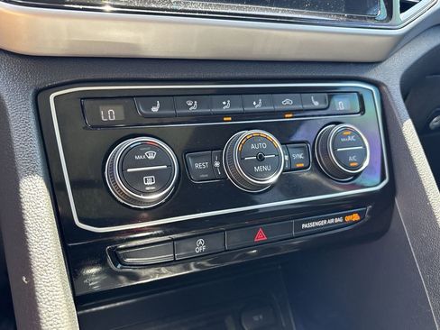Used 2023 Volkswagen Atlas SE FWD image 25