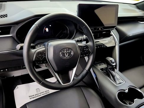Used 2023 Toyota Venza XLE AWD/4WD image 24