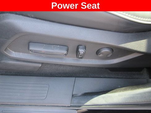 Used 2025 Honda Pilot Elite image 29