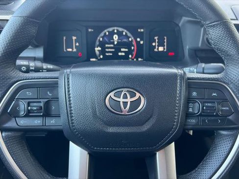 Certified 2025 Toyota Tacoma SR5 image 23