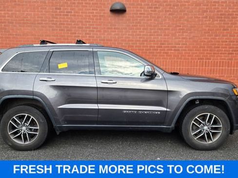 Used 2017 Jeep Grand Cherokee Limited w/ Luxury Group II AWD/4WD image 1