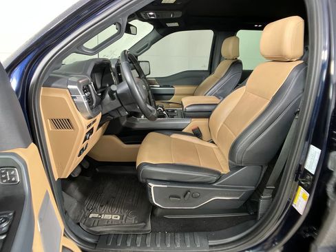 Used 2023 Ford F150 Lariat w/ Max Trailer Tow Package image 31