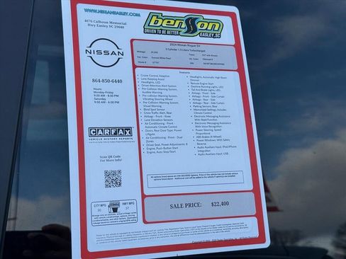 Used 2024 Nissan Rogue SV image 27