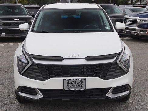 Used 2023 Kia Sportage LX image 10