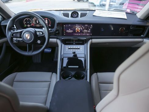 New 2026 Porsche Panamera 4 image 31