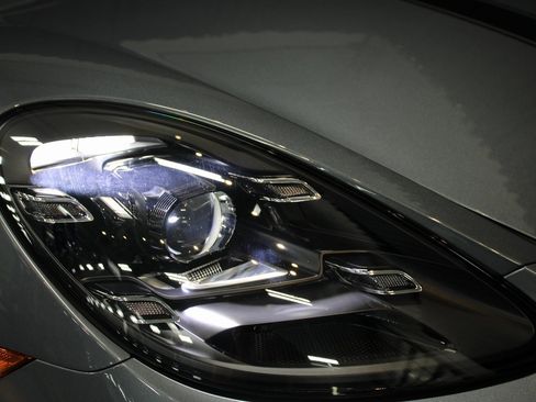 New 2025 Porsche 718 Cayman image 15