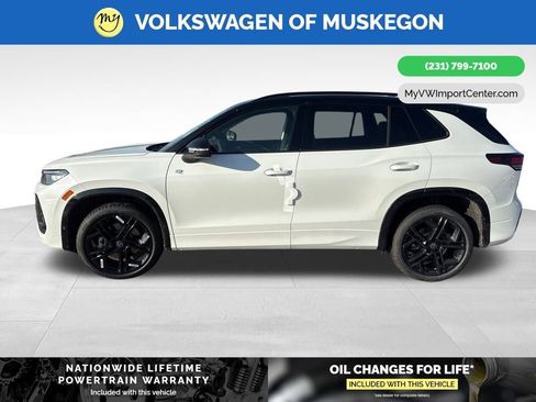 New 2026 Volkswagen Tiguan SE R-Line image 4