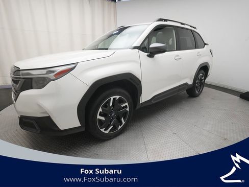 Certified 2025 Subaru Forester Limited w/ Popular Package #1 AWD/4WD image 1