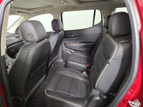 Used 2021 GMC Acadia Denali w/ Denali Ultimate Package image 16