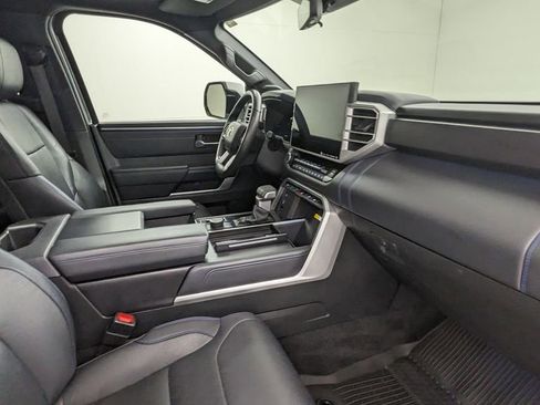 Used 2022 Toyota Tundra Platinum w/ Advanced Package AWD/4WD image 41