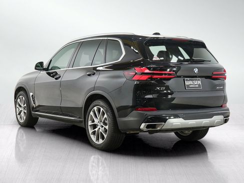 Used 2026 BMW X5 xDrive40i AWD/4WD image 3