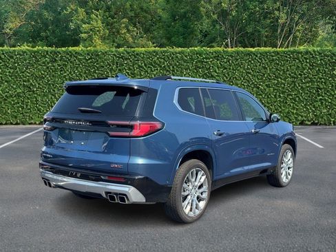 Used 2025 GMC Acadia Denali w/ Super Cruise Package FWD image 3