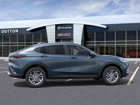 New 2026 Buick Envista Sport Touring FWD image 29