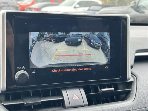 Certified 2025 Toyota RAV4 XLE image 31