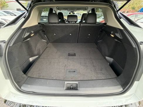 Used 2025 Nissan Ariya FWD image 19