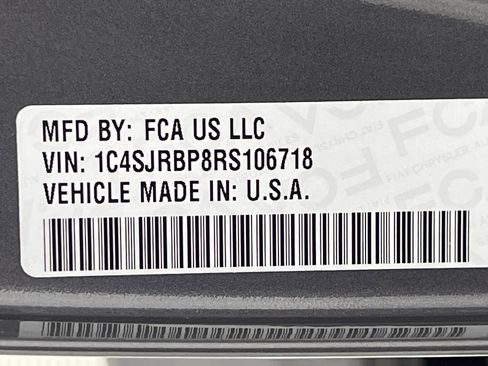 Used 2024 Jeep Wagoneer L Series II RWD image 75