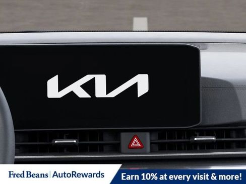 New 2025 Kia Carnival SX Prestige image 21