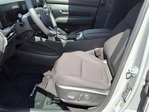New 2025 Hyundai Tucson SEL image 16
