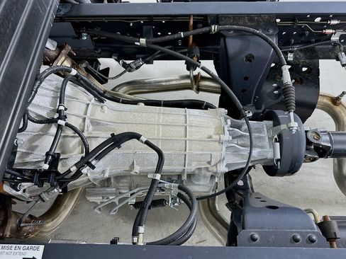 New 2026 Isuzu NPR RWD image 18