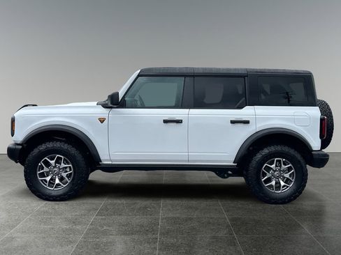 Used 2025 Ford Bronco Badlands AWD/4WD image 5