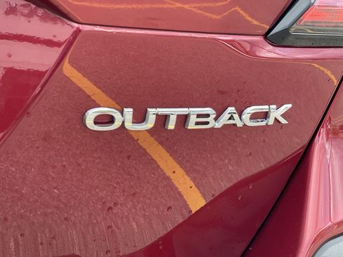 Used 2025 Subaru Outback Limited w/ Popular Package #2 AWD/4WD image 8