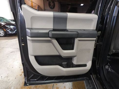 Used 2022 Ford F350 XL w/ Power Equipment Group AWD/4WD image 24