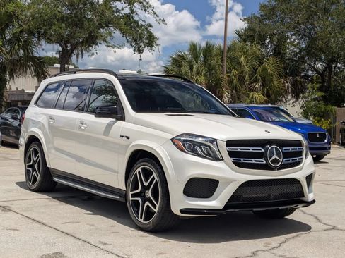 Used 2018 Mercedes-Benz GLS 550 4MATIC image 4