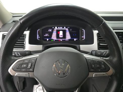 Used 2023 Volkswagen Atlas SEL R-Line AWD/4WD image 24