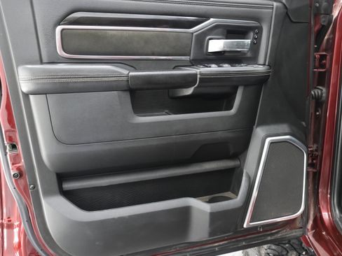 Used 2022 RAM 3500 Laramie AWD/4WD image 40