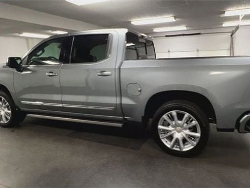 Certified 2025 Chevrolet Silverado 1500 High Country image 6