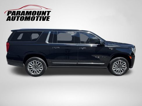 Used 2024 GMC Yukon XL Denali Ultimate AWD/4WD image 8