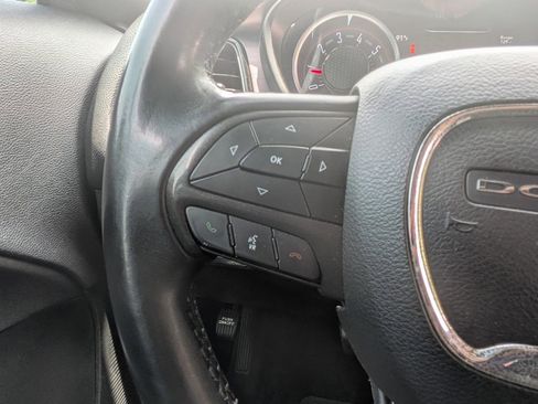 Used 2018 Dodge Challenger SXT RWD image 13