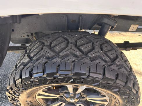 Used 2020 Toyota Tacoma SR RWD image 13