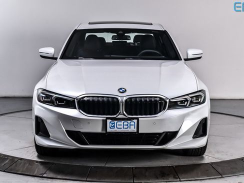 Used 2025 BMW 330i xDrive Sedan w/ Convenience Package AWD/4WD image 8