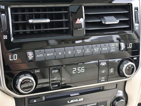Used 2023 Lexus GX 460 Luxury AWD/4WD image 21