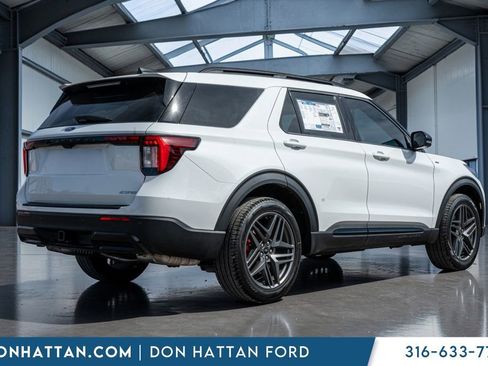 New 2026 Ford Explorer ST-Line w/ ST-Line Street Pack image 38