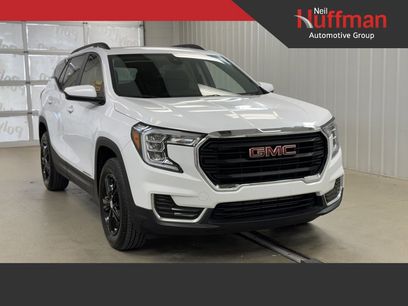 Used 2023 GMC Terrain SLE w/ Driver Convenience Package