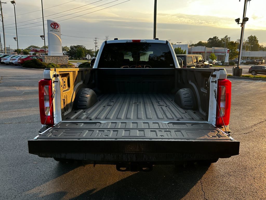 Used 2026 Ford F350 XLT AWD/4WD image 27