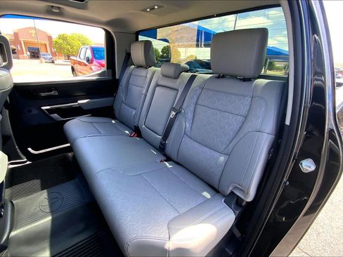Used 2024 Toyota Tundra Limited w/ Power Package AWD/4WD image 21