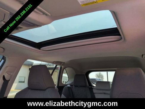 Used 2022 Toyota RAV4 XLE w/ Convenience Package AWD/4WD image 25