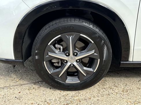 Used 2023 Honda HR-V EX-L image 4