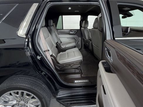 Used 2023 Chevrolet Tahoe LT w/ Luxury Package image 10