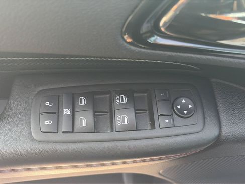 Used 2025 Dodge Durango GT AWD/4WD image 15