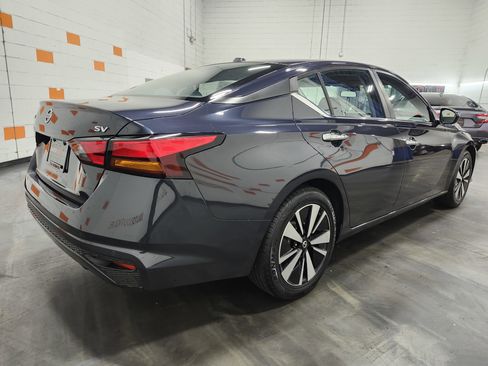 Used 2021 Nissan Altima 2.5 SV image 41