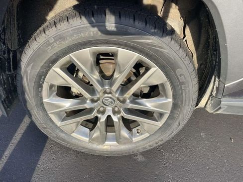 Used 2019 Toyota RAV4 Limited w/ Cold Weather Package FWD image 13