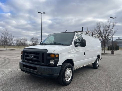 Used 2013 Ford E-250 and Econoline 250 image 1
