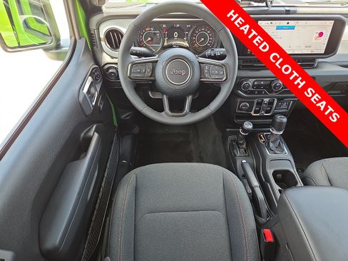 Used 2025 Jeep Wrangler Unlimited Sport AWD/4WD image 11