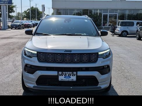 Used 2024 Jeep Compass Limited w/ High Altitude Package AWD/4WD image 3